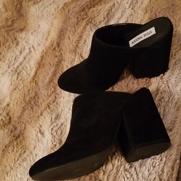 Steve Madden Shoes - Steve Madden Stela chunky heel suede. Size 6.5
